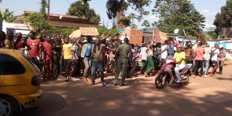 Les manifestations se poursuivent dans la capitale, Bangui, exigeant le départ de la Minusca